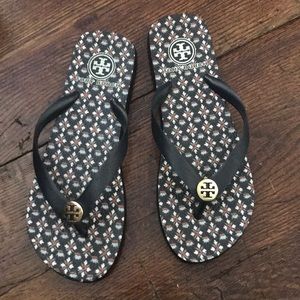Tory Burch flip flops sz7